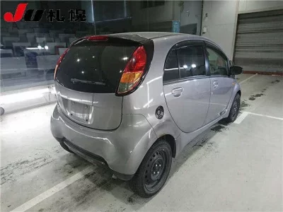 Mitsubishi I
