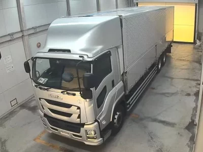 Isuzu TRUCK