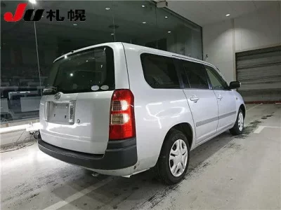 Toyota SUCCEED