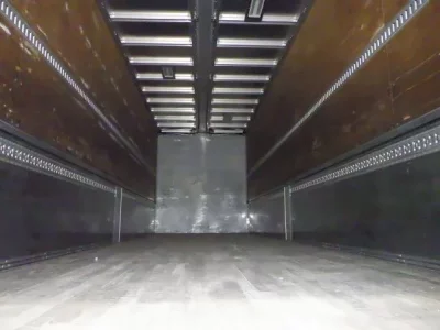 Isuzu TRUCK