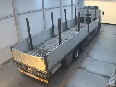 Isuzu TRUCK