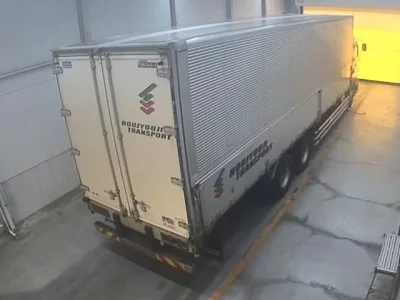 Isuzu TRUCK