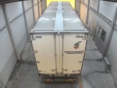 Isuzu TRUCK