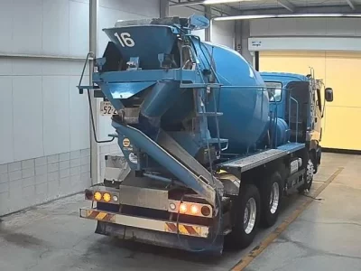 Isuzu TRUCK
