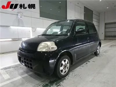 Daihatsu Esse