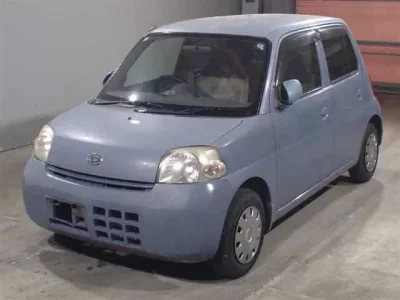 Daihatsu Esse