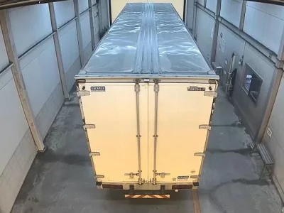 Isuzu TRUCK