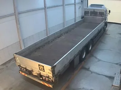 Isuzu TRUCK