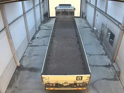 Isuzu TRUCK