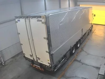 Isuzu TRUCK