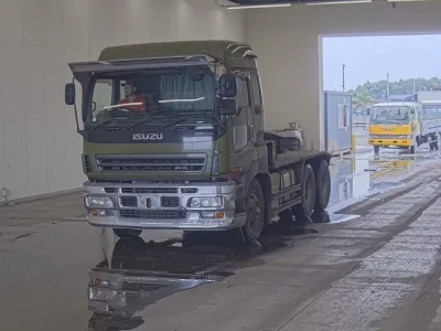 Isuzu GIGA