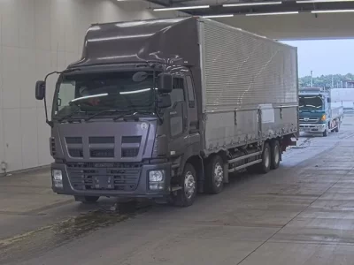 Isuzu GIGA