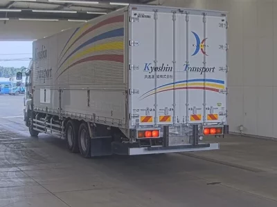 Isuzu GIGA