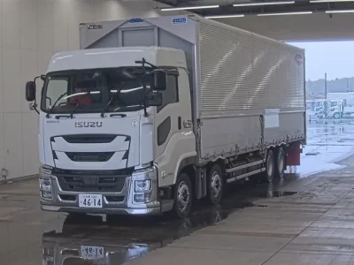 Isuzu GIGA