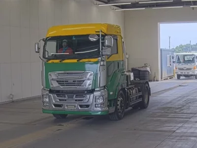 Isuzu GIGA