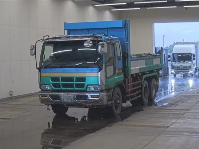 Isuzu GIGA