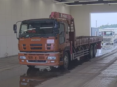 Isuzu GIGA