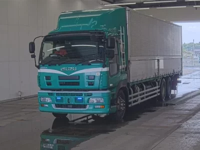 Isuzu GIGA