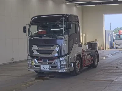 Isuzu GIGA