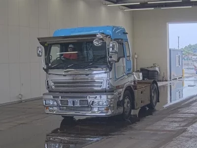 Isuzu GIGA