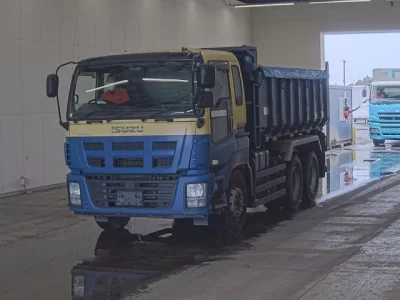Isuzu GIGA