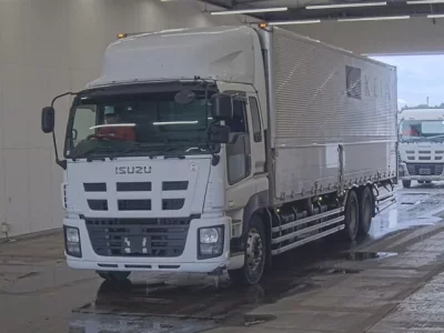 Isuzu GIGA