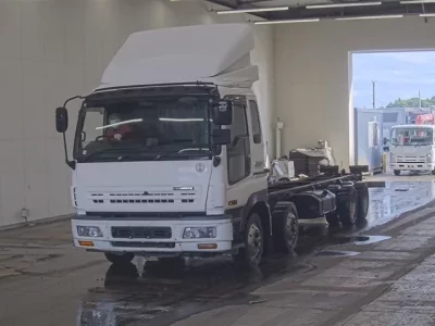 Isuzu GIGA