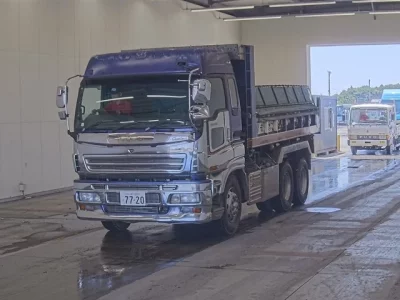 Isuzu GIGA