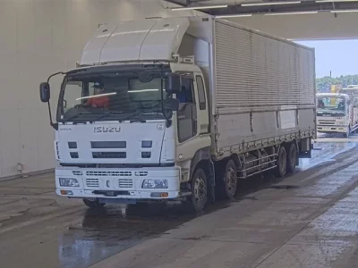 Isuzu GIGA