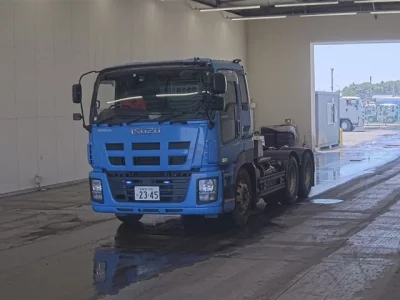 Isuzu GIGA