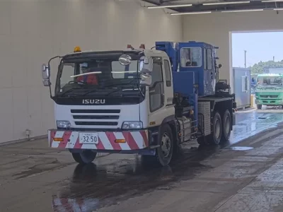 Isuzu GIGA