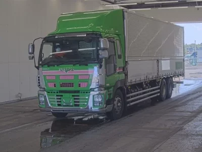 Isuzu GIGA