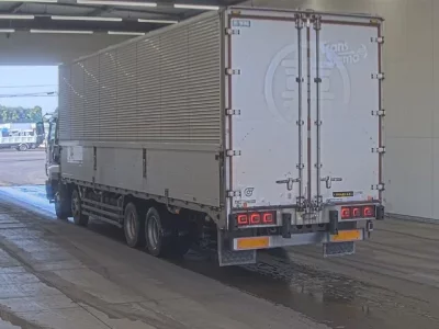 Isuzu GIGA