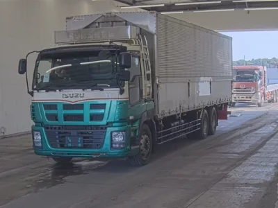 Isuzu GIGA