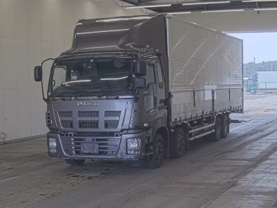 Isuzu GIGA