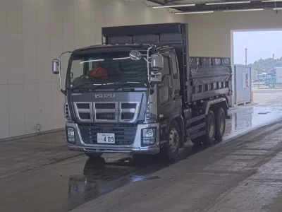 Isuzu GIGA