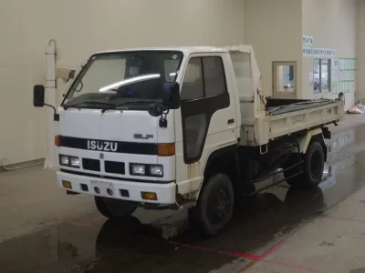 Isuzu ELF
