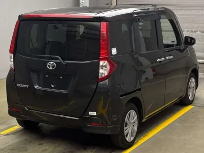 Mitsubishi DELICA D2