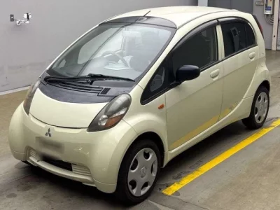 Mitsubishi I