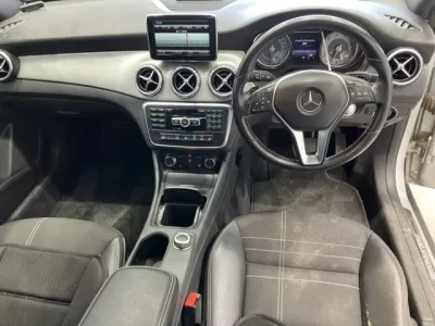 Mercedes-Benz GLA CLASS
