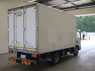Isuzu ELF
