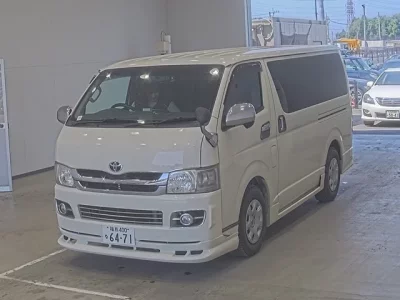 Toyota HIACE VAN