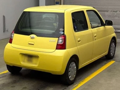 Daihatsu Esse