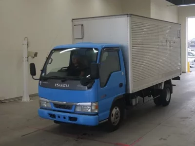 Isuzu ELF