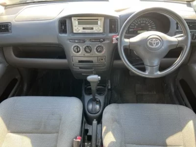 Toyota SUCCEED