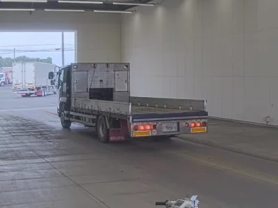Isuzu FORWARD