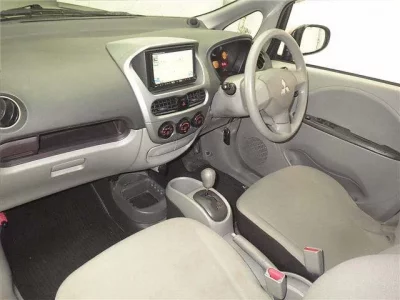Mitsubishi I