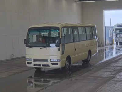 Isuzu JOURNEY
