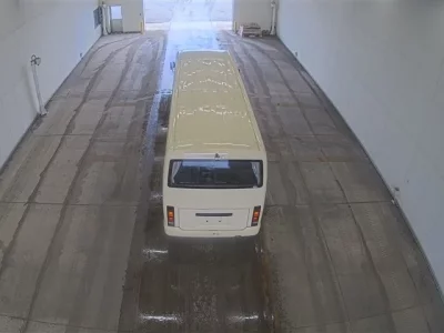 Isuzu JOURNEY