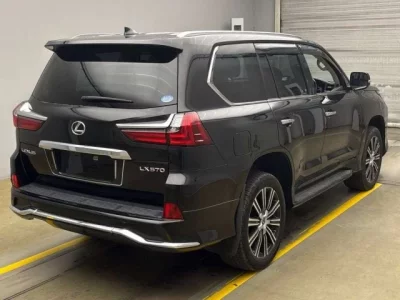 Lexus LX